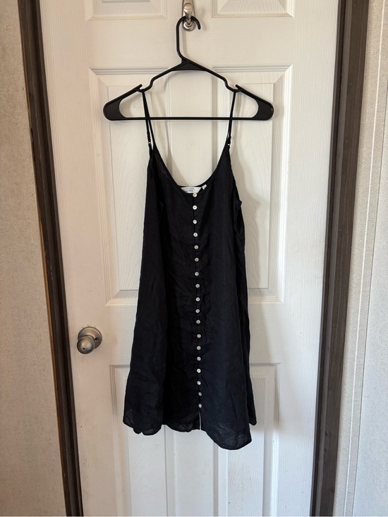 Dresses & Skirts - Women's Black Button-Front Spaghetti Strap Mini Dress